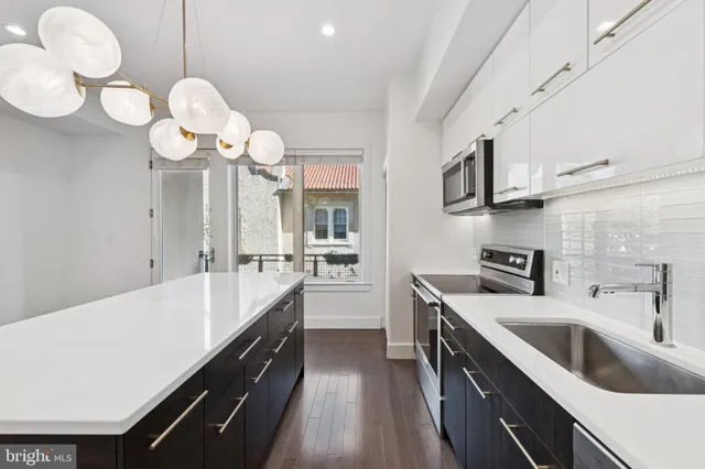 $649,900 | 1767 Lanier Place Northwest, Unit 6, Washington, DC 20009