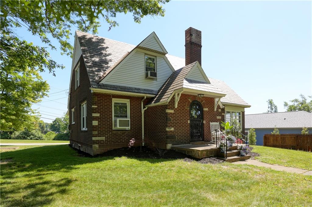 840 Dutch Ridge Road Beaver, PA 15009 - Photo 1 of 25 840 Dutch Ridge Rd.