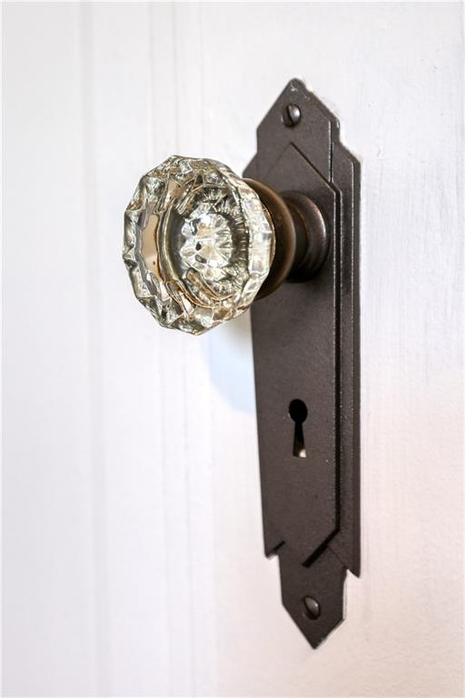 840 Dutch Ridge Road Beaver, PA 15009 - Photo 24 of 25 Glass Door Knobs