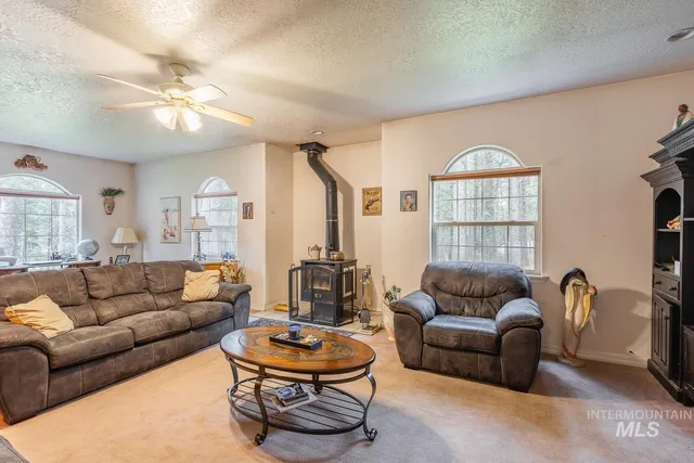 $419,900 | 42 Hiatt Circle, Idaho City, ID 83631