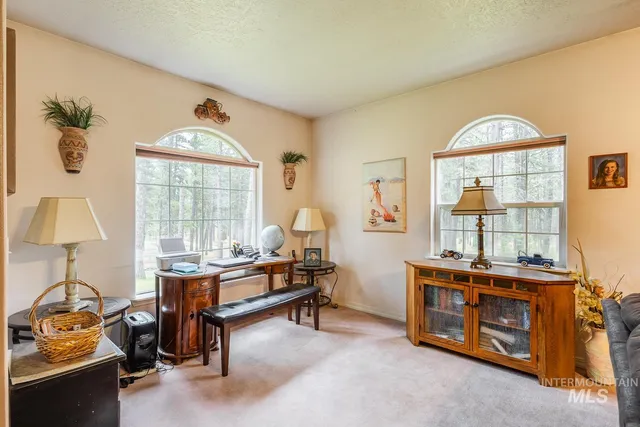 $419,900 | 42 Hiatt Circle, Idaho City, ID 83631