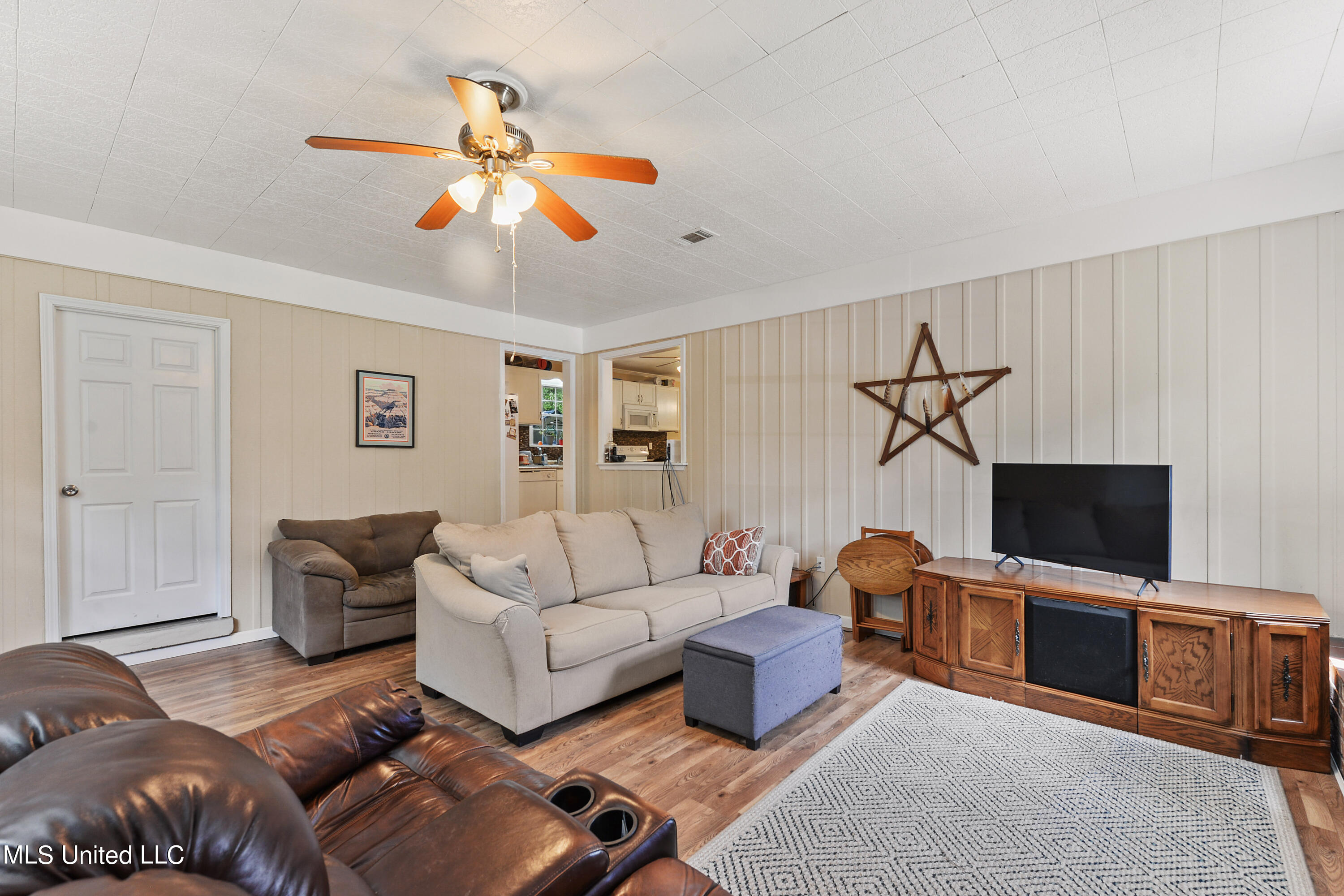 2115 Millswood Road Picayune, MS 39466 - Photo 5 of 25 Great Room