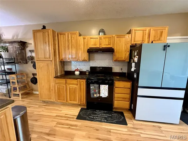 $525,000 | 20754 Highway 6, Lewistown, MO 63452