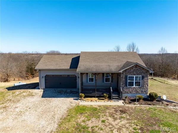 $525,000 | 20754 Highway 6, Lewistown, MO 63452