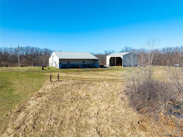 $525,000 | 20754 Highway 6, Lewistown, MO 63452