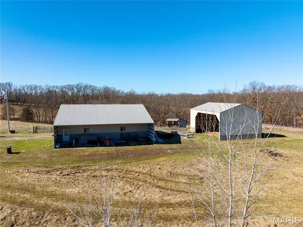 $525,000 | 20754 Highway 6, Lewistown, MO 63452