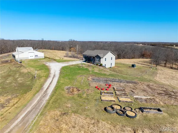 $525,000 | 20754 Highway 6, Lewistown, MO 63452