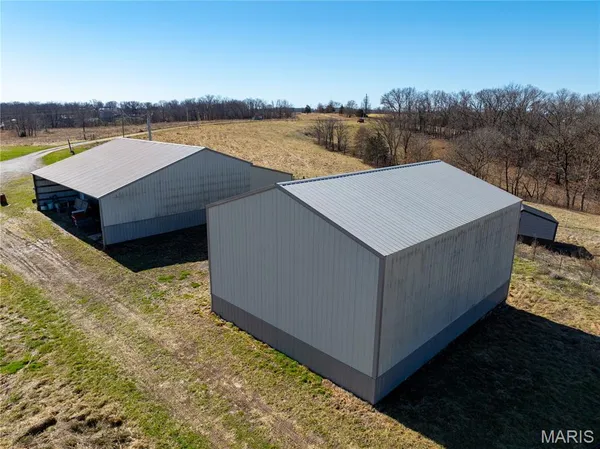 $525,000 | 20754 Highway 6, Lewistown, MO 63452