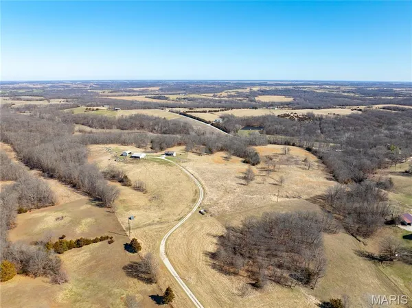$525,000 | 20754 Highway 6, Lewistown, MO 63452