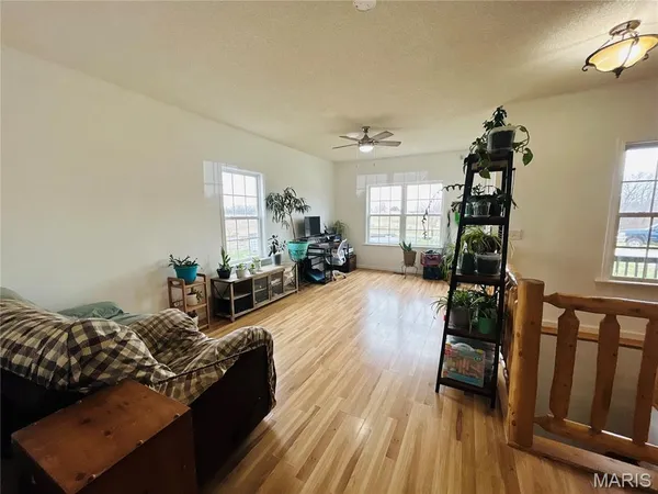 $525,000 | 20754 Highway 6, Lewistown, MO 63452