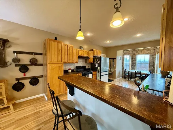 $525,000 | 20754 Highway 6, Lewistown, MO 63452