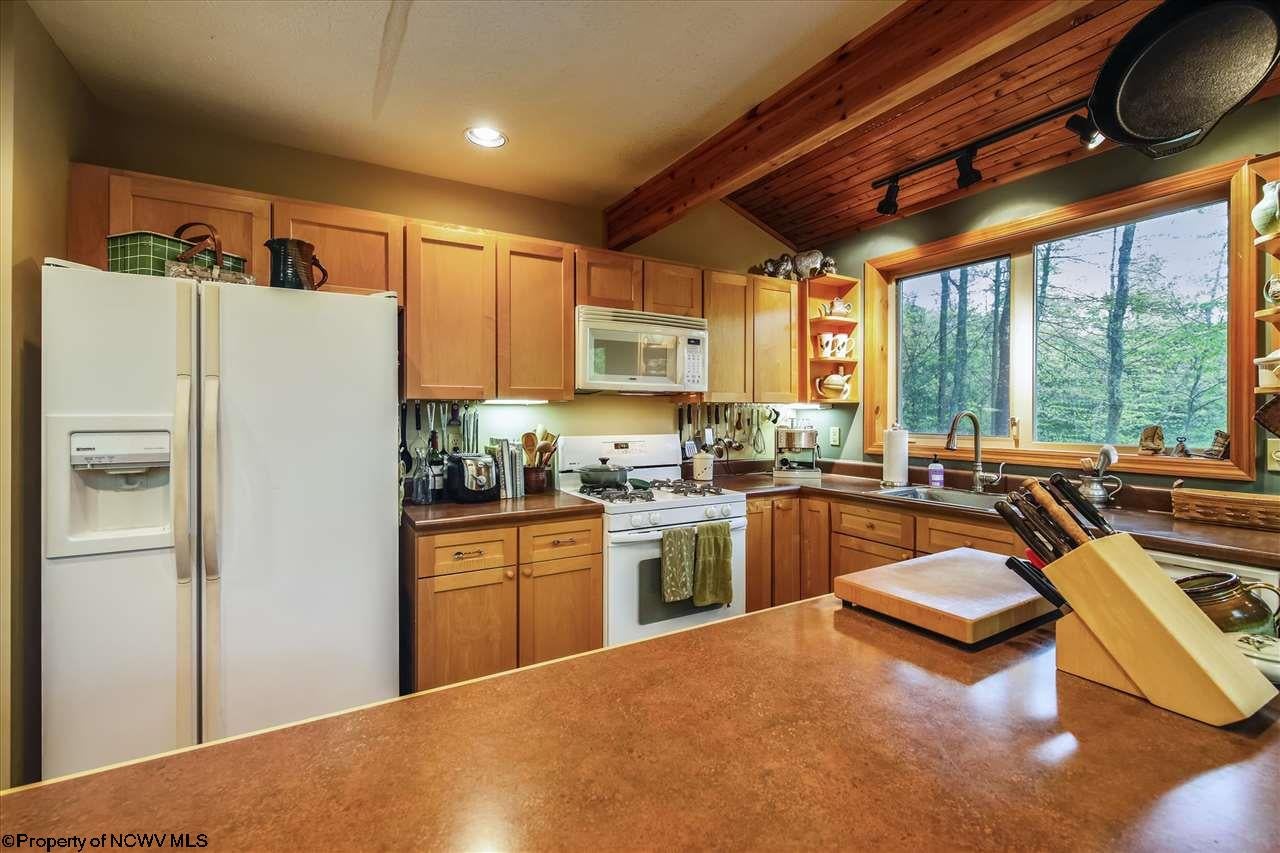 106 Deer Run Road Davis, WV 26260 - Photo 7 of 20 Gallery Image 7