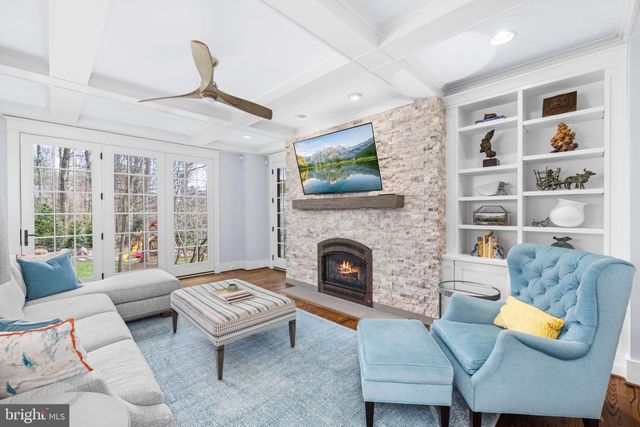 $2,850,000 | 2115 Elliott Avenue, McLean, VA 22101