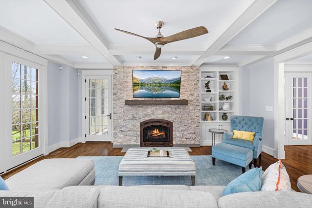 $2,850,000 | 2115 Elliott Avenue, McLean, VA 22101