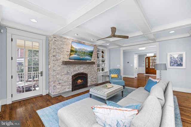 $2,850,000 | 2115 Elliott Avenue, McLean, VA 22101