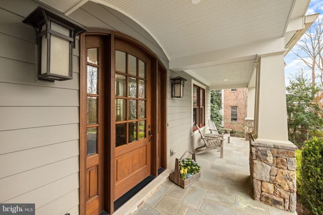 $2,850,000 | 2115 Elliott Avenue, McLean, VA 22101