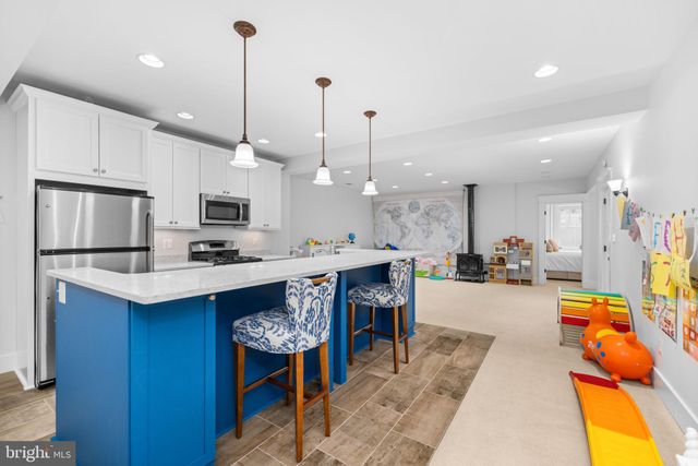 $2,850,000 | 2115 Elliott Avenue, McLean, VA 22101