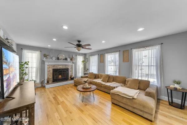 $679,000 | 209 Gilford Avenue, Island Heights, NJ 08732