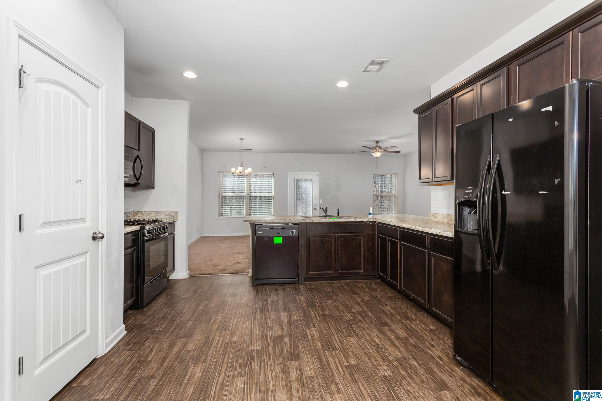 726 Twin Ridge Circle Lincoln, AL 35096 - Photo 13 of 31
