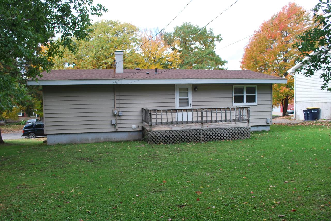 512 Wisconsin Avenue Rhinelander, WI 54501 - Photo 3 of 21 Gallery Image 3