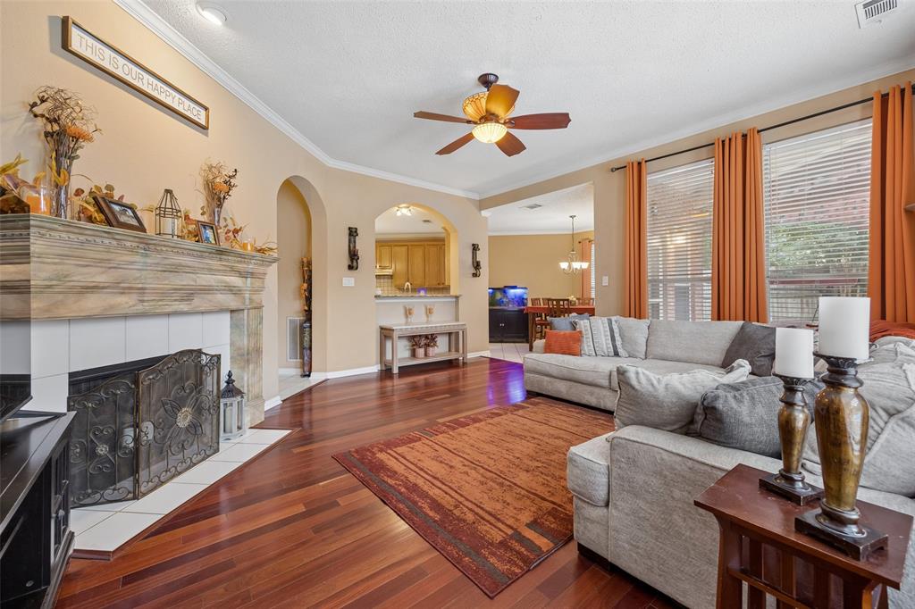 1301 Rustic Timbers Lane Flower Mound, TX 75028 - Photo 7 of 32