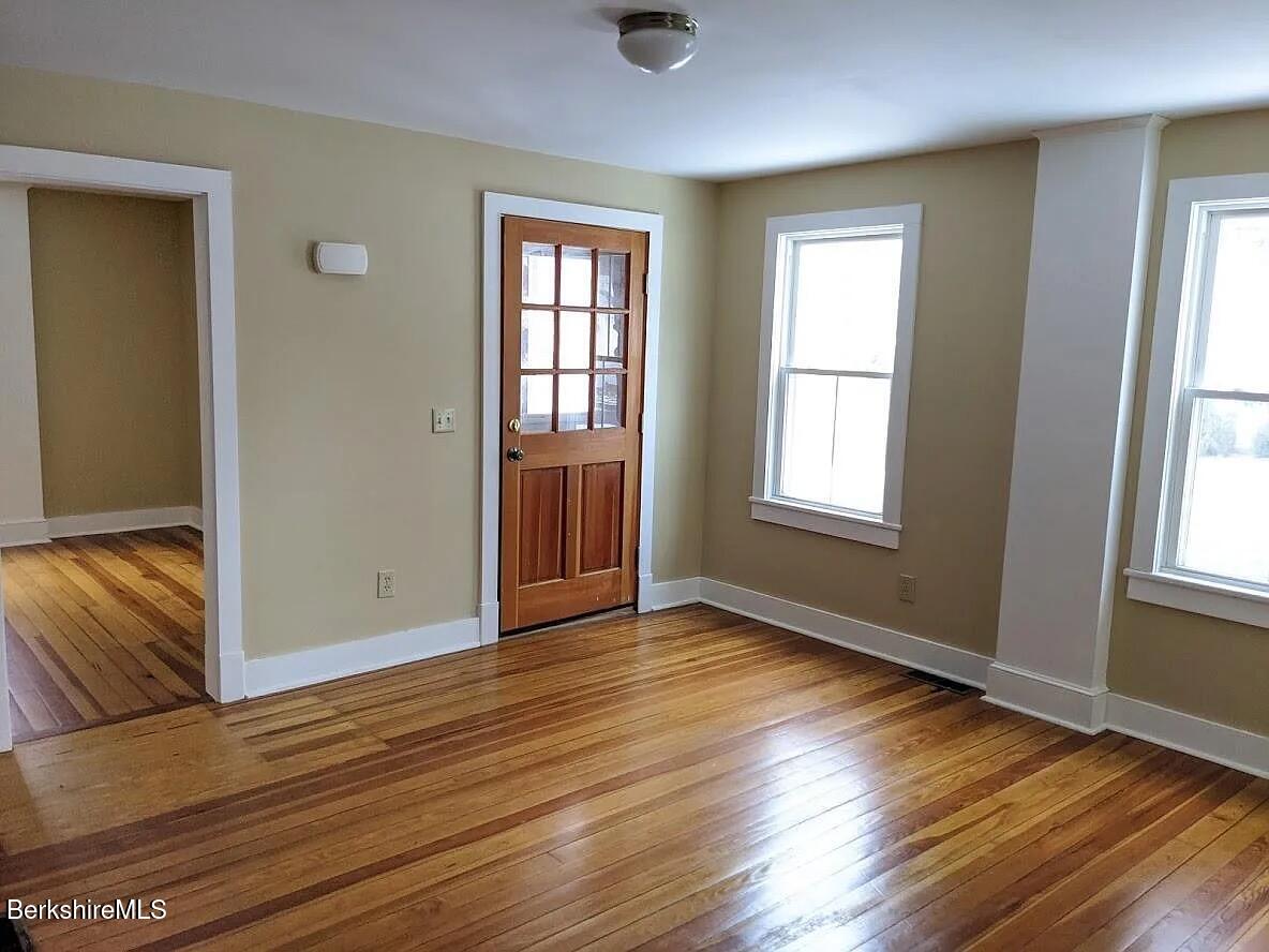 34 Church Street Stockbridge, MA 01262 - Photo 7 of 25 34 Church Inside 3