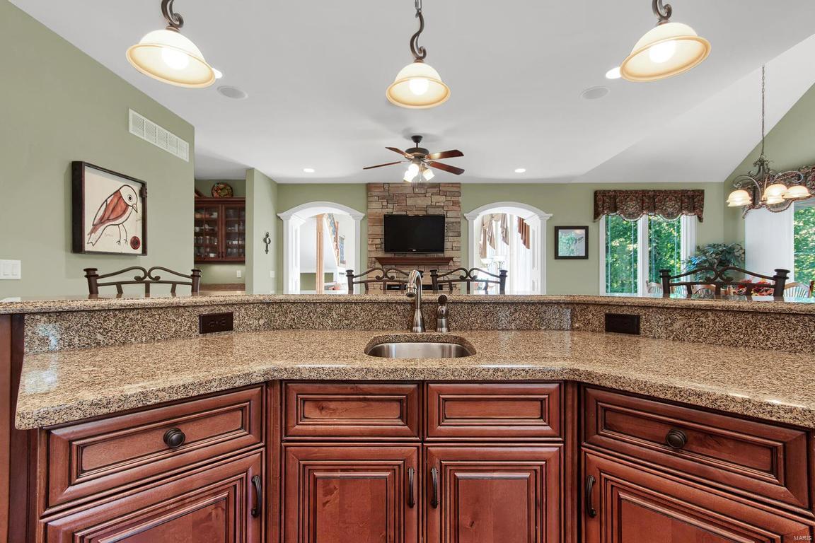 8404 Rock Ridge Court Edwardsville, IL 62025 - Photo 15 of 57 Gallery Image 15
