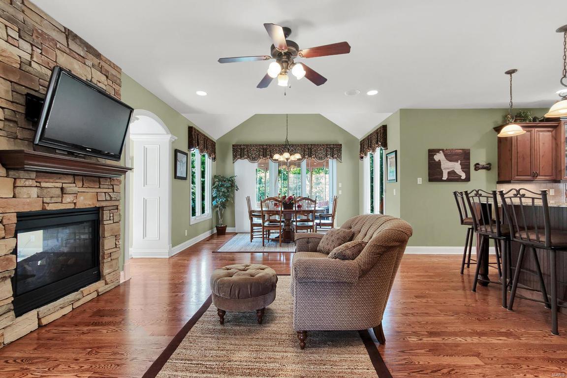 8404 Rock Ridge Court Edwardsville, IL 62025 - Photo 10 of 57 Gallery Image 10