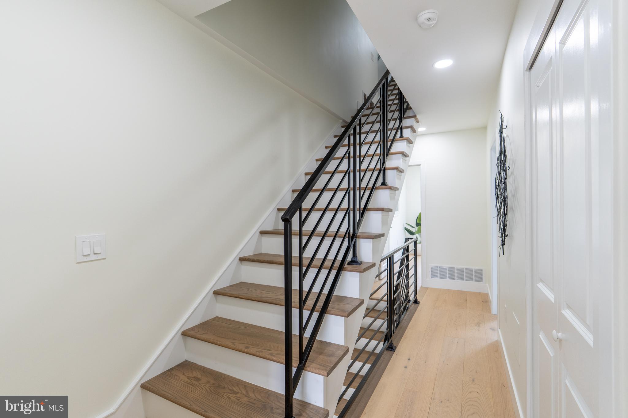 622 McClellan Street Philadelphia, PA 19148 - Photo 42 of 52 a view of entryway with wooden floor