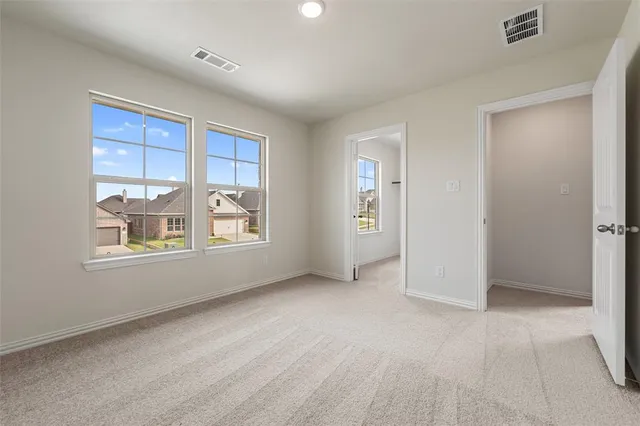 $394,900 | 3512 Columbus Street, Gainesville, TX 76240