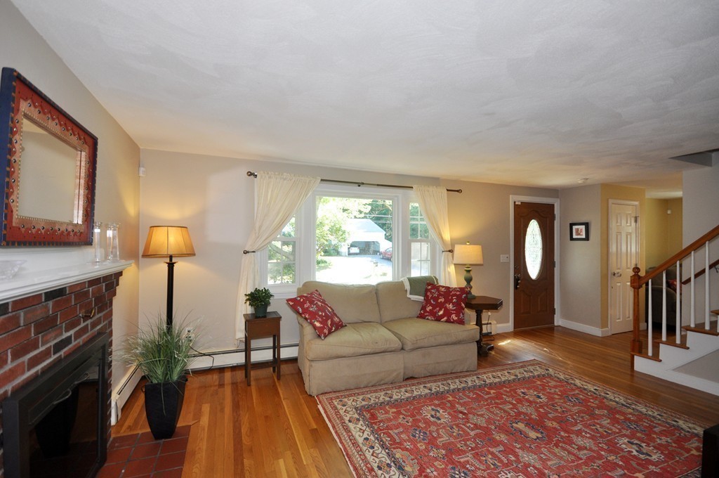 11 Vanderbelt Road Acton, MA 01720 - Photo 3 of 28 Gallery Image 3