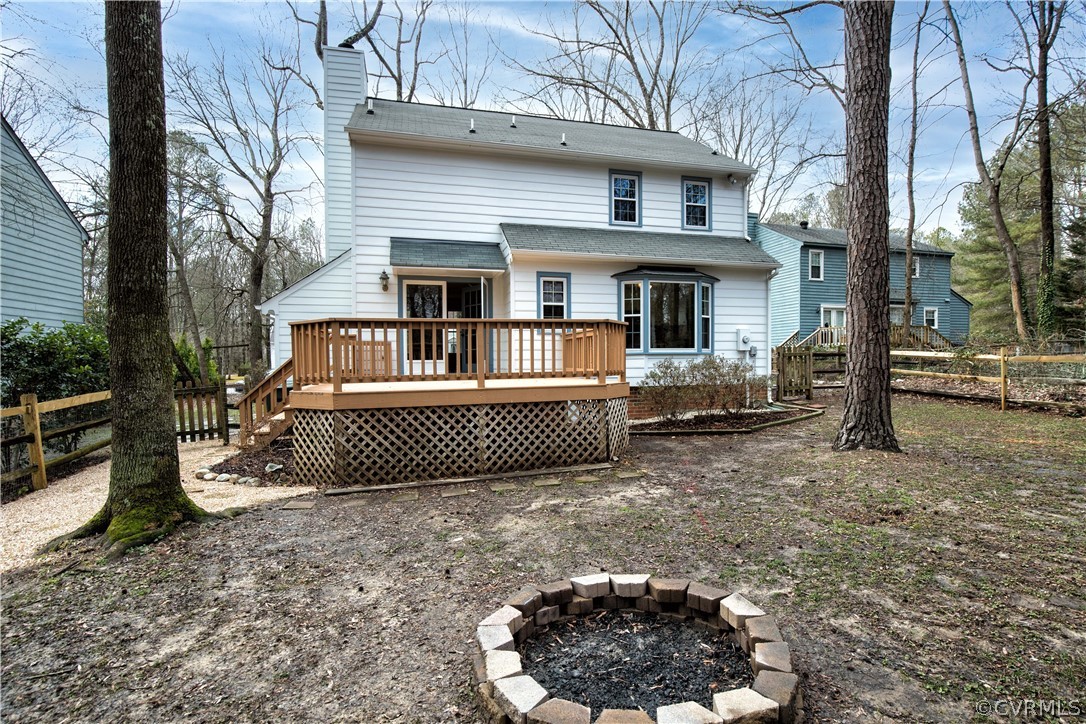 3003 Sagegrove Road Midlothian, VA 23112 - Photo 4 of 22 a front view of a house with a yard