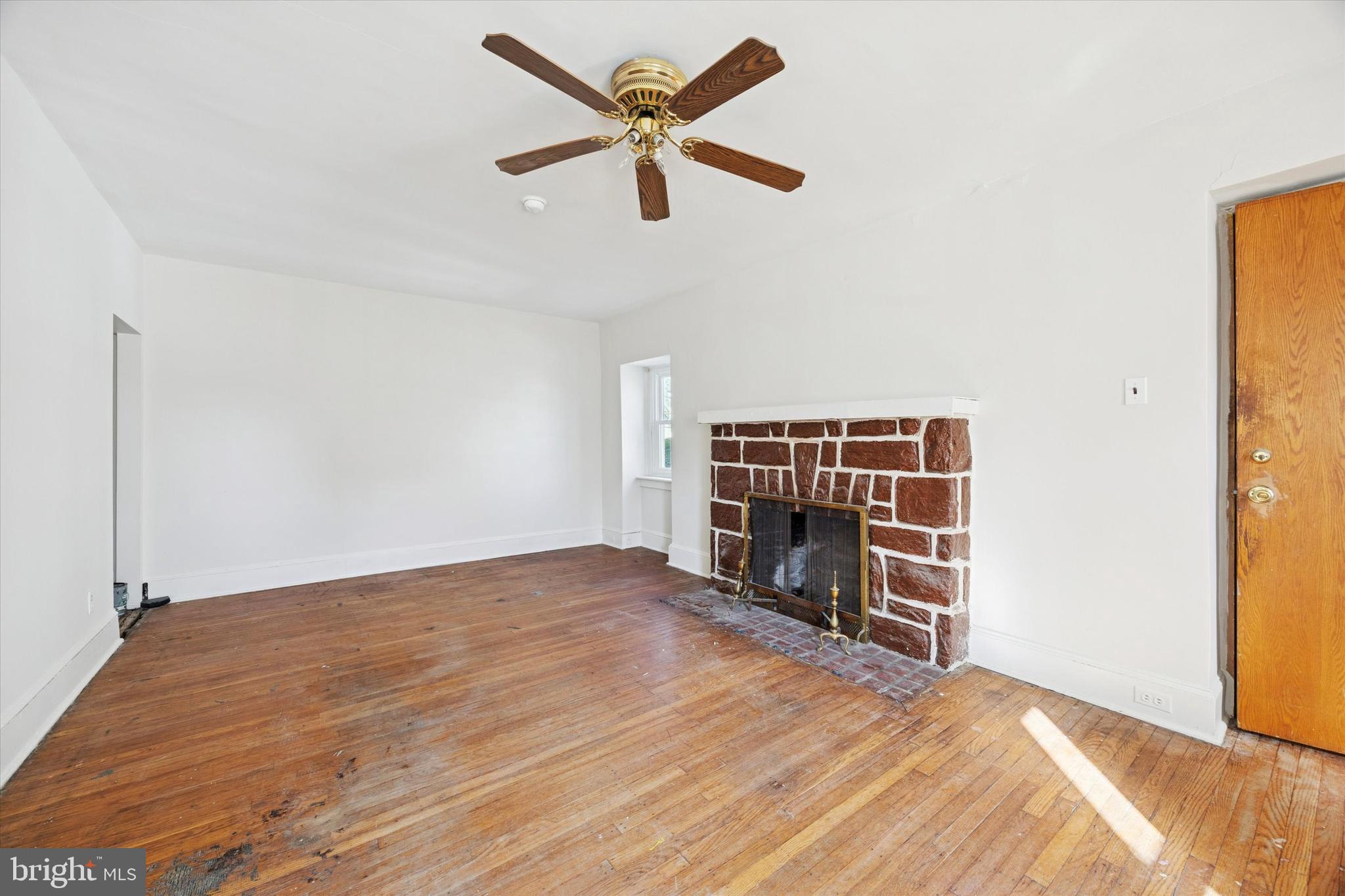 46 Copley Road Upper Darby, PA 19082 - Photo 5 of 21 a view of empty room with wooden floor
