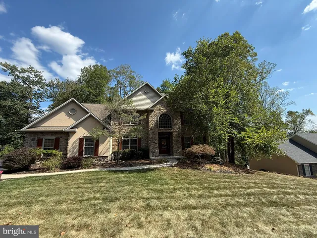 $729,900 | 612 Black Powder Drive, Lewisberry, PA 17339