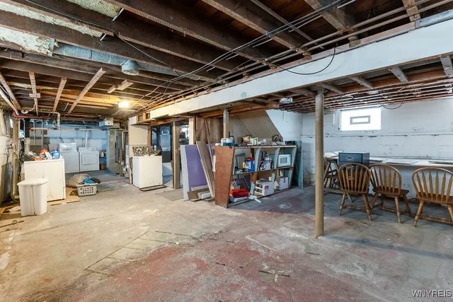 $299,900 | 79 Lincoln Boulevard, Tonawanda, NY 14217