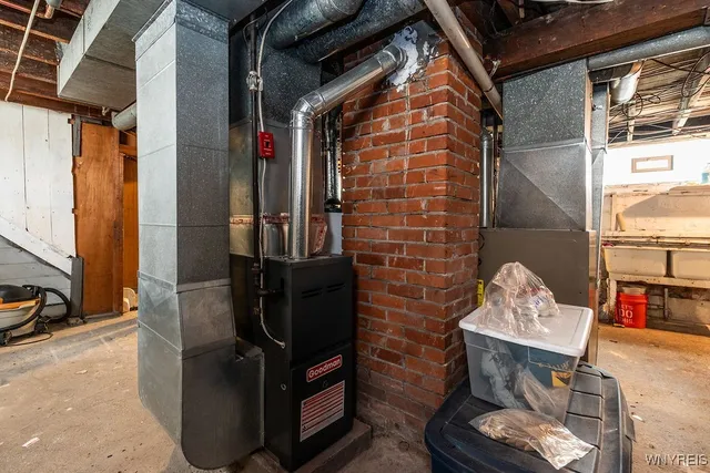 $299,900 | 79 Lincoln Boulevard, Tonawanda, NY 14217