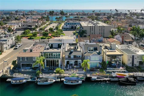 $3,748,000 | 90 Rivo Alto Canal, Long Beach, CA 90803