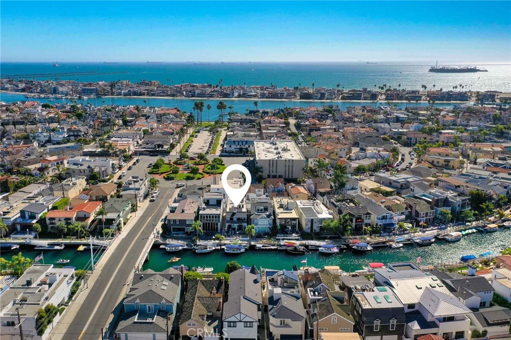 90 Rivo Alto Canal Long Beach, CA 90803 - Photo 40 of 52 an aerial view of a city