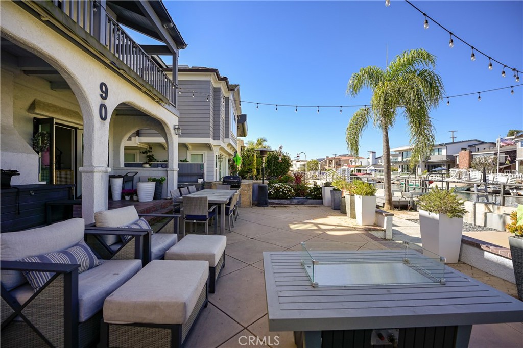 90 Rivo Alto Canal Long Beach, CA 90803 - Photo 5 of 15