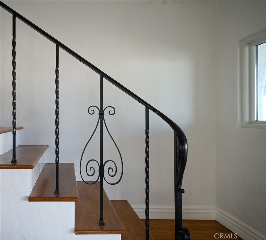 90 Rivo Alto Canal Long Beach, CA 90803 - Photo 7 of 15