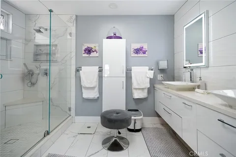 $3,748,000 | 90 Rivo Alto Canal, Long Beach, CA 90803