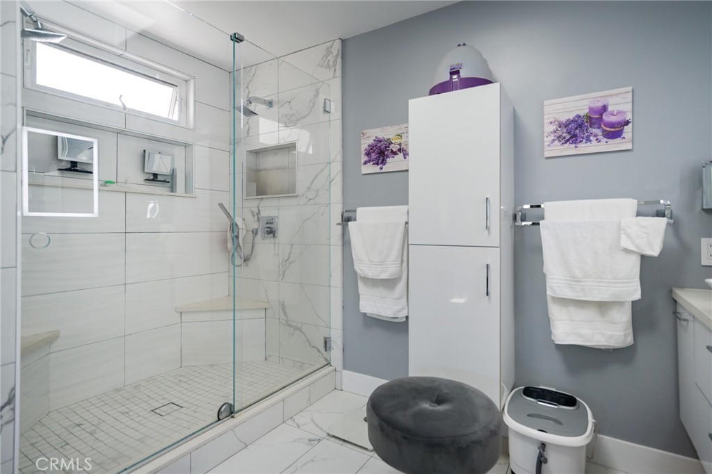 90 Rivo Alto Canal Long Beach, CA 90803 - Photo 9 of 15