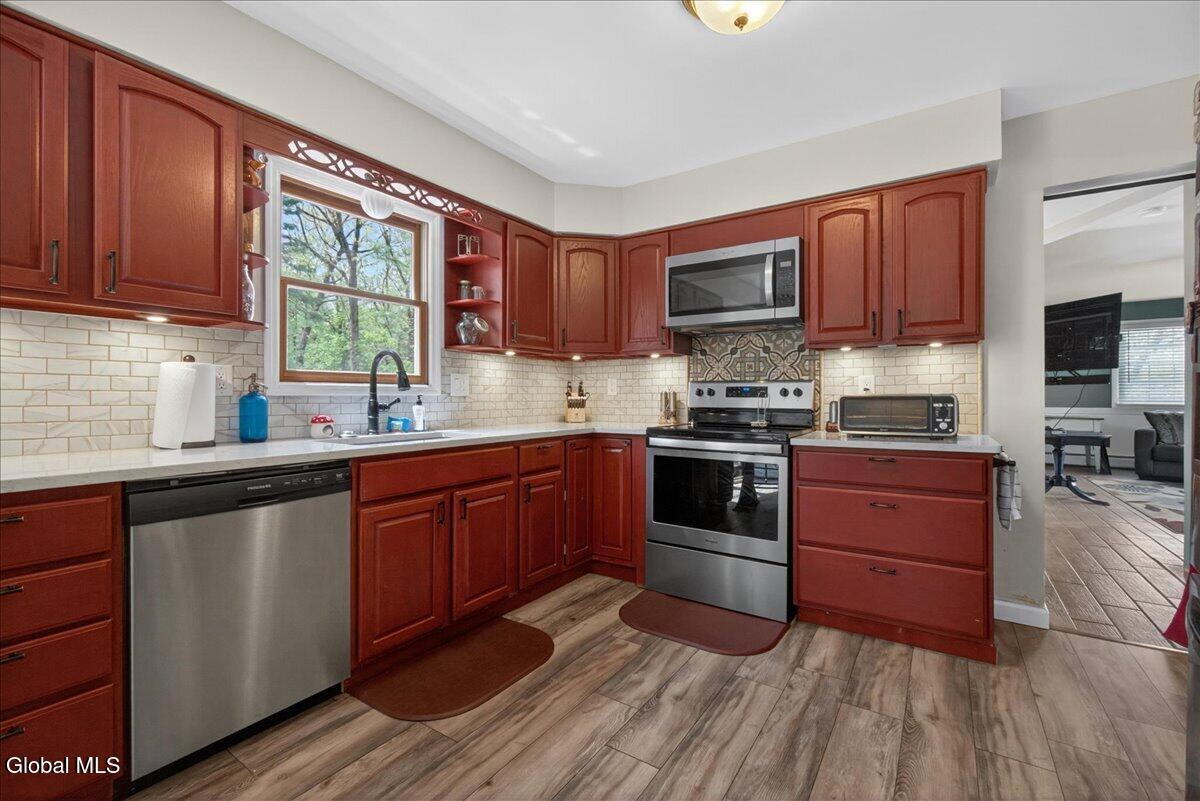 29 Hills Road Malta, NY 12019 - Photo 12 of 50 24-29 Hills Rd-24