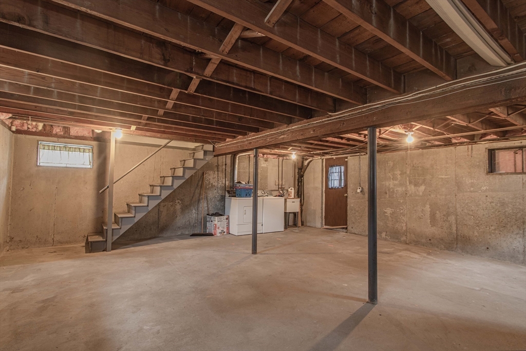 71 Vallaro Road Boston, MA 02136 - Photo 27 of 37 a view of an empty room