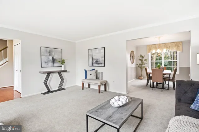 $893,888 | 5062 Queens Wood Drive, Burke, VA 22015