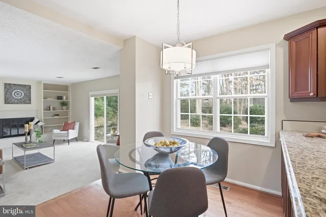 $893,888 | 5062 Queens Wood Drive, Burke, VA 22015