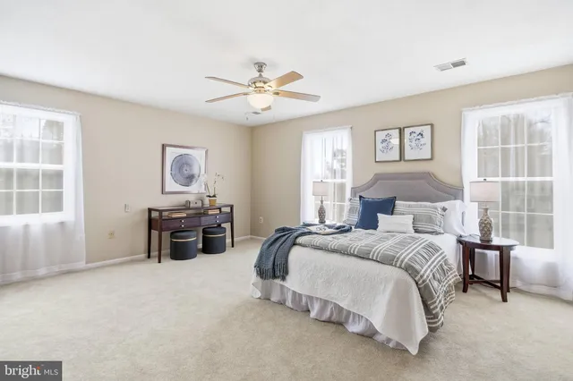 $893,888 | 5062 Queens Wood Drive, Burke, VA 22015