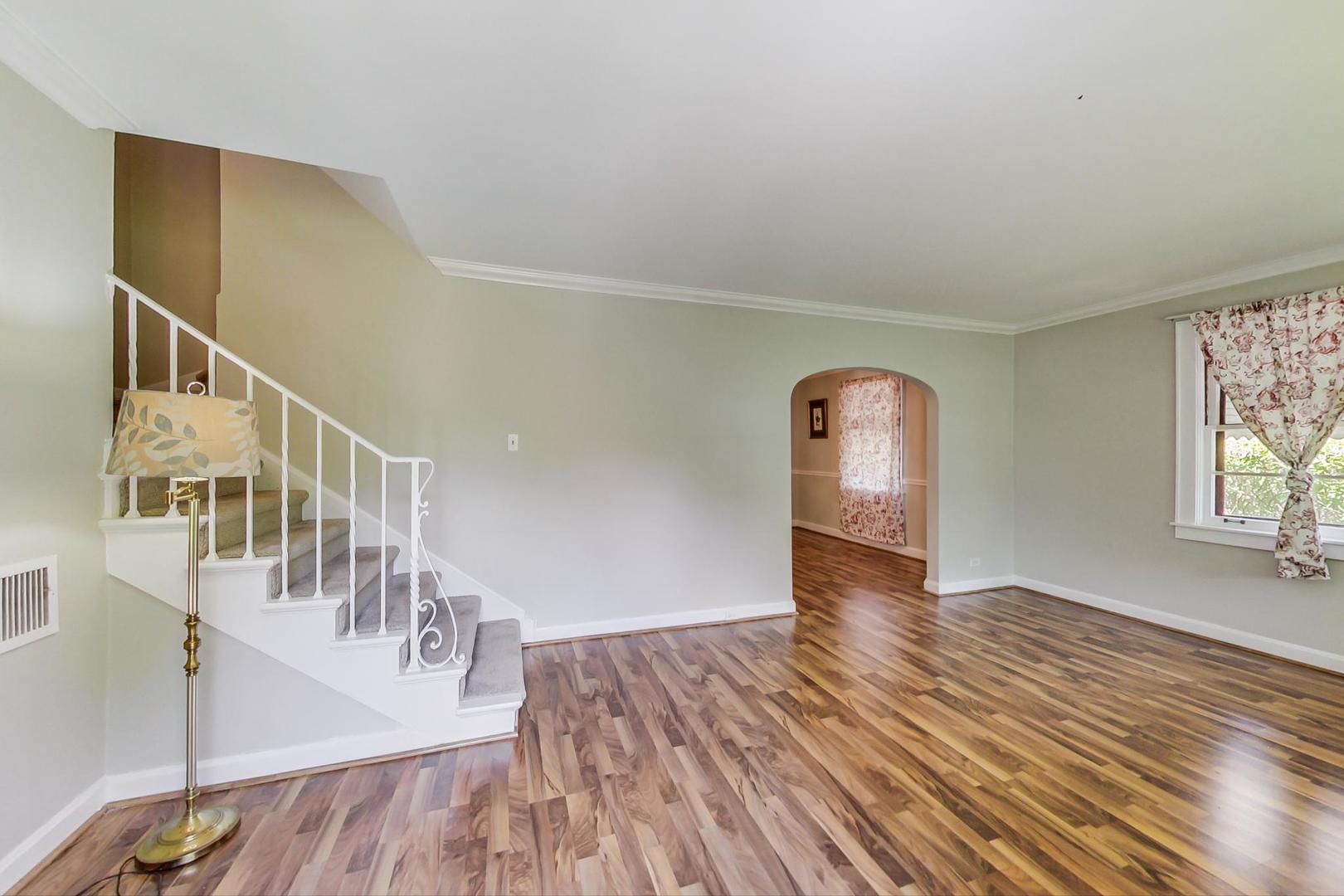 540 Selborne Road Riverside, IL 60546 - Photo 12 of 46