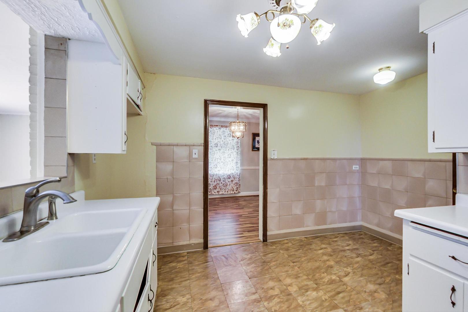 540 Selborne Road Riverside, IL 60546 - Photo 21 of 46