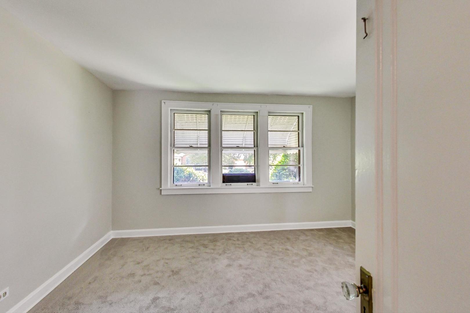 540 Selborne Road Riverside, IL 60546 - Photo 25 of 46
